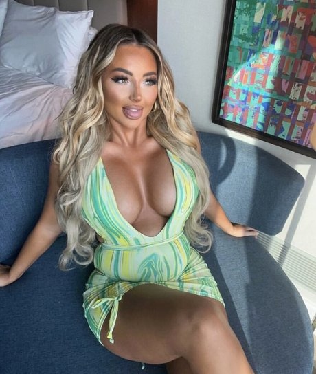 Beth Amelia porn star archive