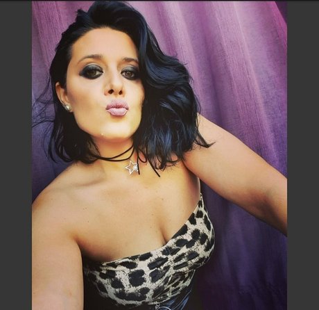 hotsexymommy69 exclusive pornstar photos