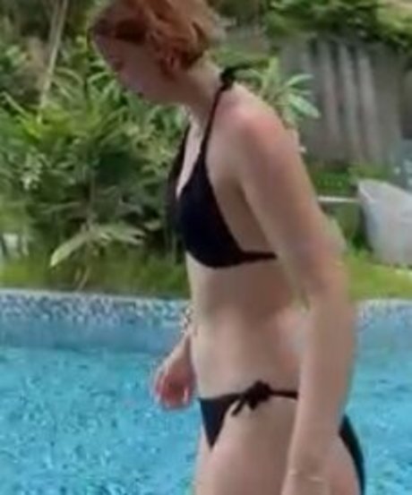 Tokidoki Traveller hot actress photos