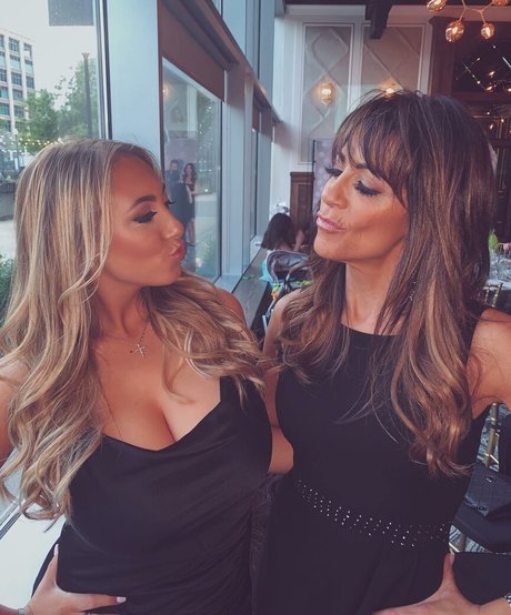 black lesbian onlyfans naked photos