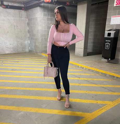 Alexia C star perfect photos