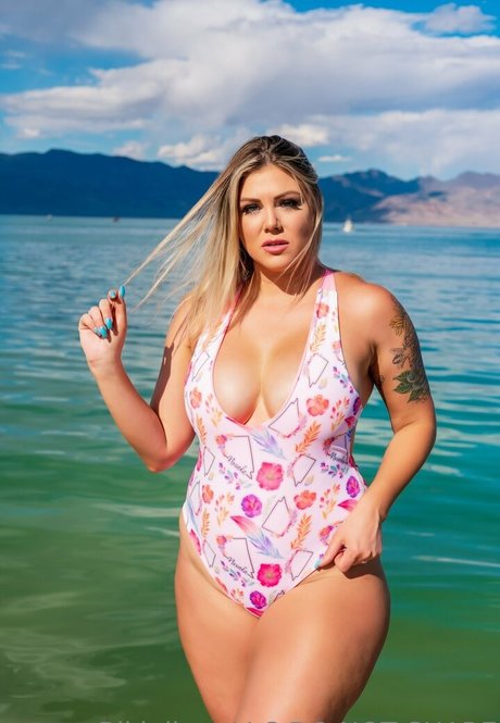 bikinibee official pornstar sex pic