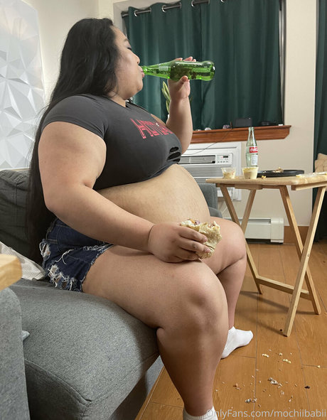 mochiibabii xxx actress img