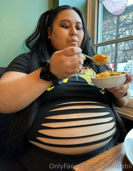 mochiibabii star art pics