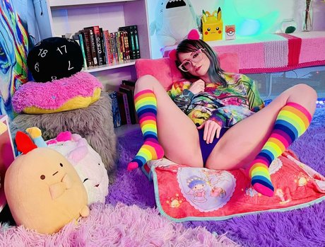 missmaevyn pornographic actress pic