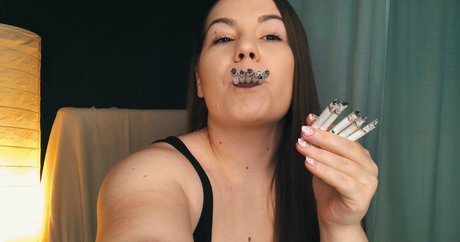 evegoddes exclusive actress pics