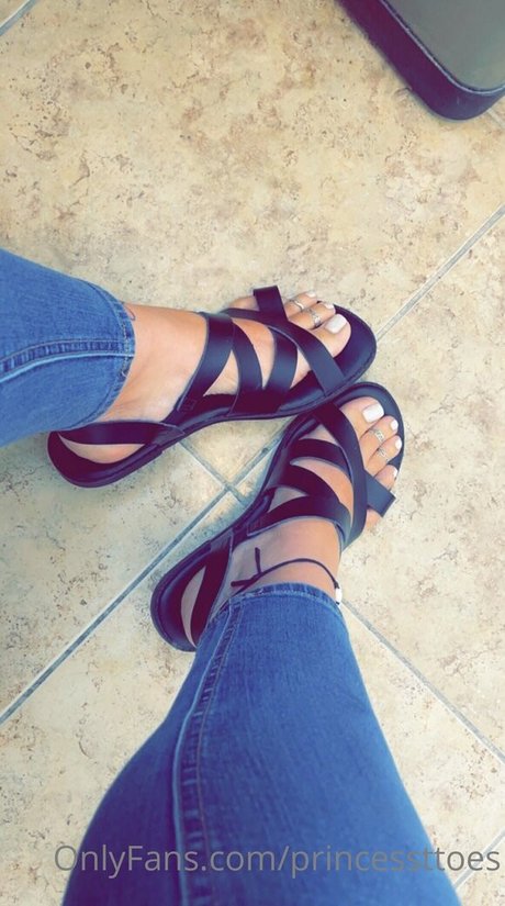 princessttoes naked star galleries