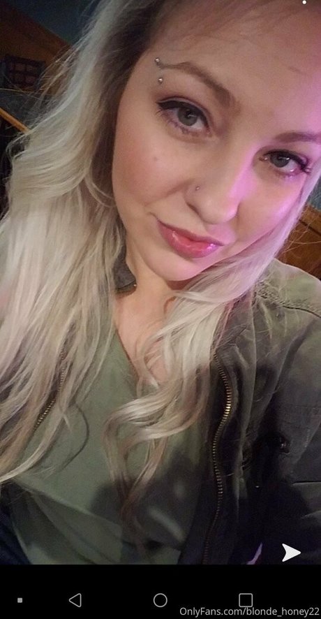 blonde honey22 erotic model galleries