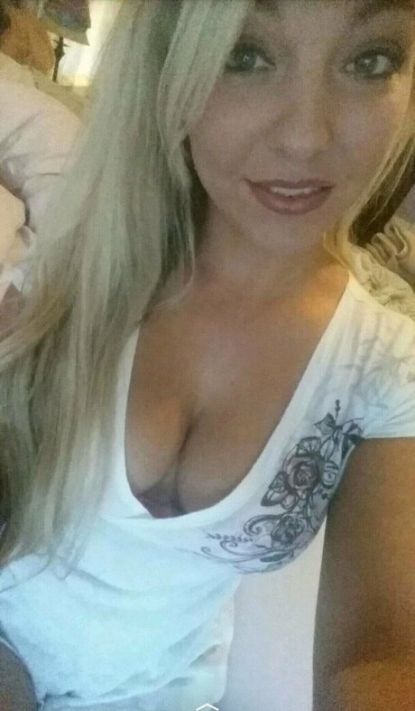 blonde honey22 hd model galleries