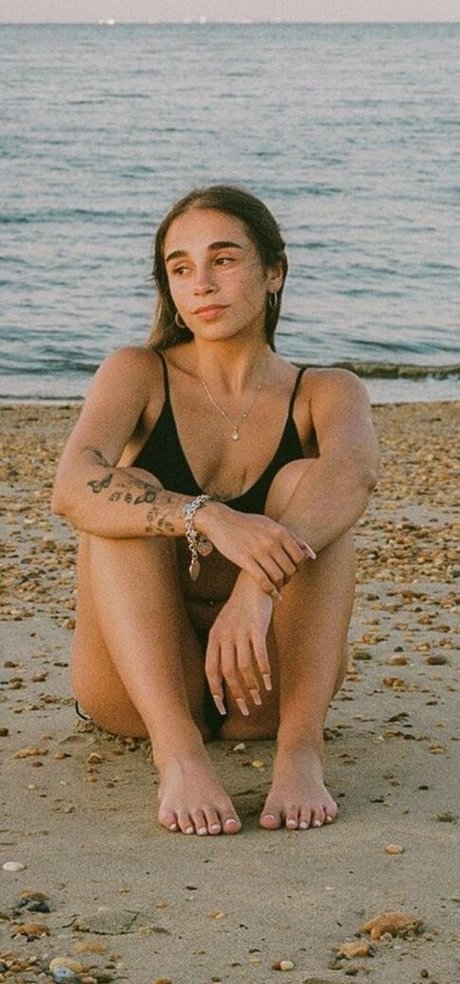 Allysqt xxx model archive