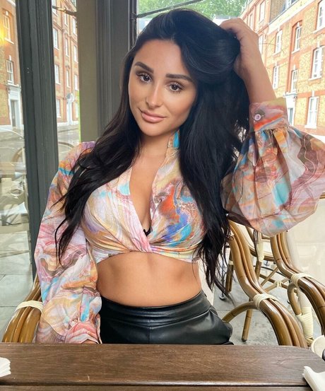 Coco Lodge hd pornstar picture