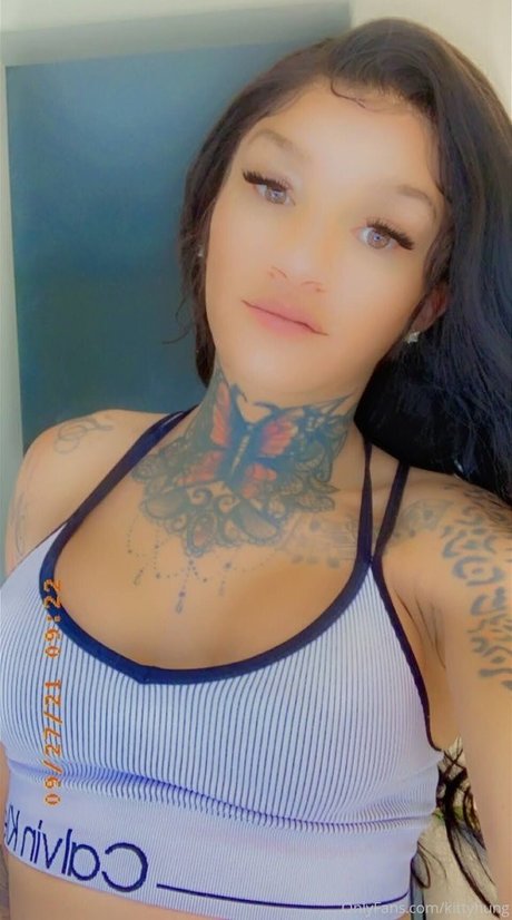 Kitty Hung model hot img