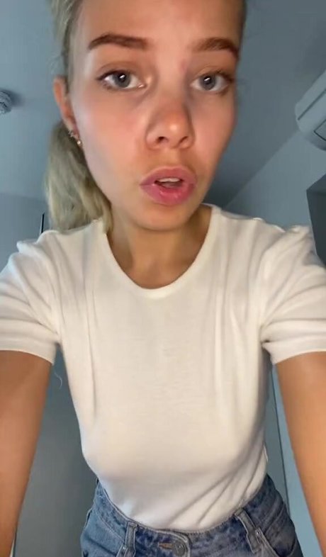 Kailaisnotfamous pornstar sex pictures