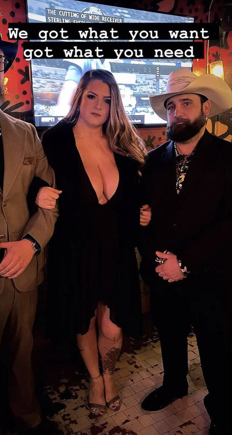 Chelsea Hammill star porn picture