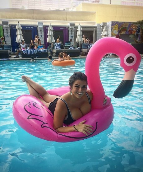 Chelsea Hammill perfect pornstar archive