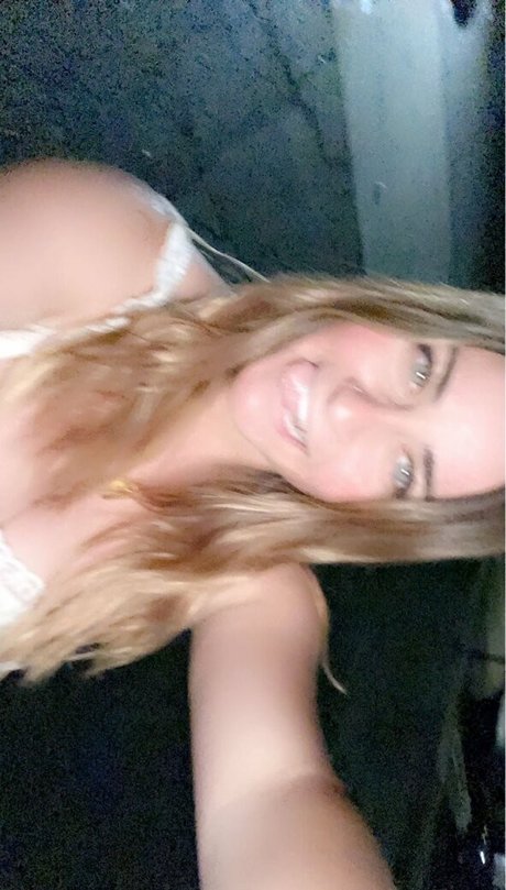 Emma R B xxx actress gallery