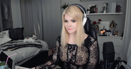 swebliss adult model gallery