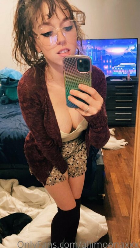 allimoonaxxx pornstar erotic galleries