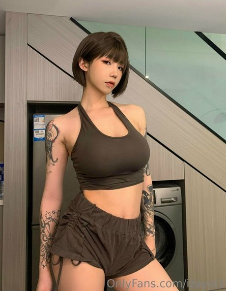 izayoi1 star adult photo