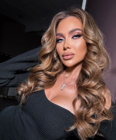 Nazarova Arina free star img