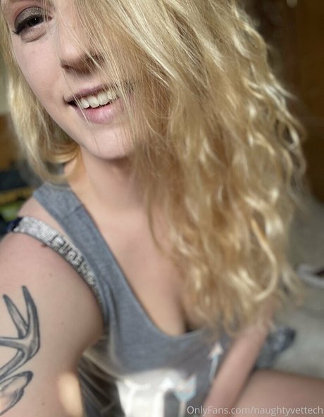 naughtyvettech hot star gallery