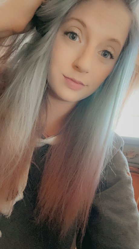 naughtyvettech erotic actress pics