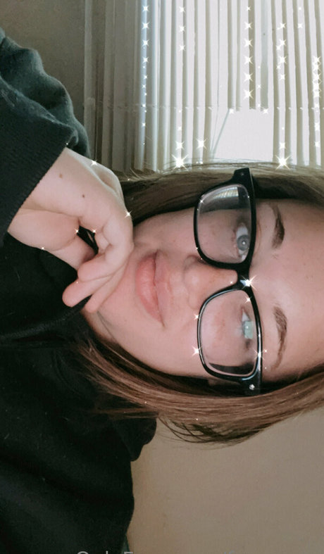 fayeexxx pornstar nude picture