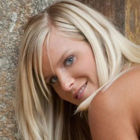 Marry Queen pornographic model img