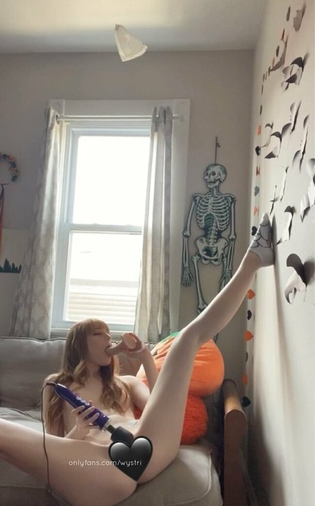 wystrifree star nude img