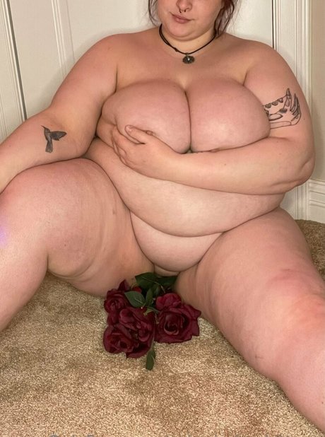 margot monroe pretty actress pics