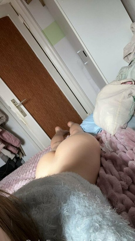 emmi hill star high quality pic