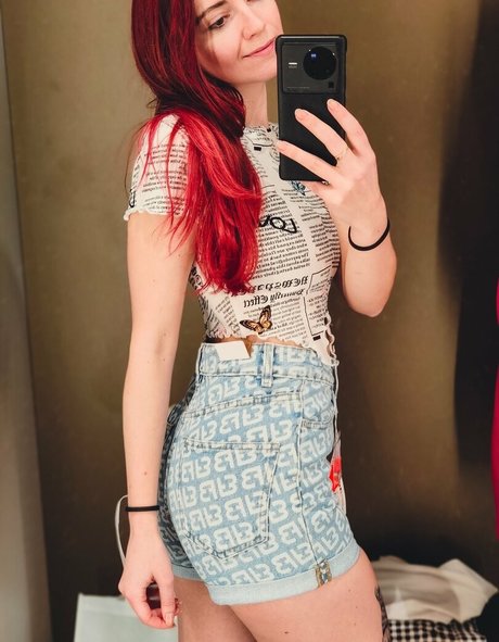 Yuuki Chibiyuukixx star pornographic gallery