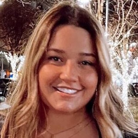 Grace H hot model photo