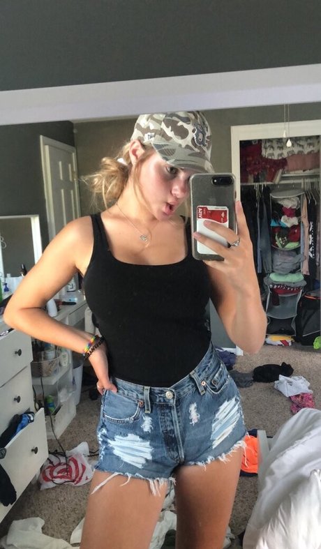 Leah Booth pretty actress archive