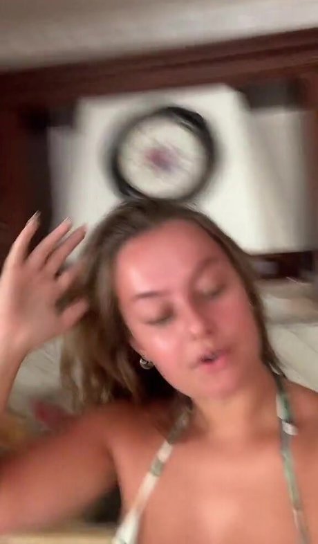 Leah Booth xxx model photos