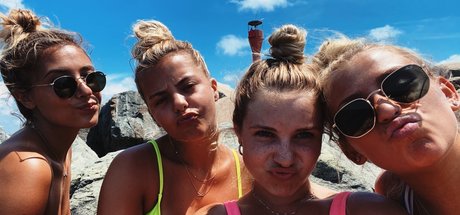 Leah Booth sex model img