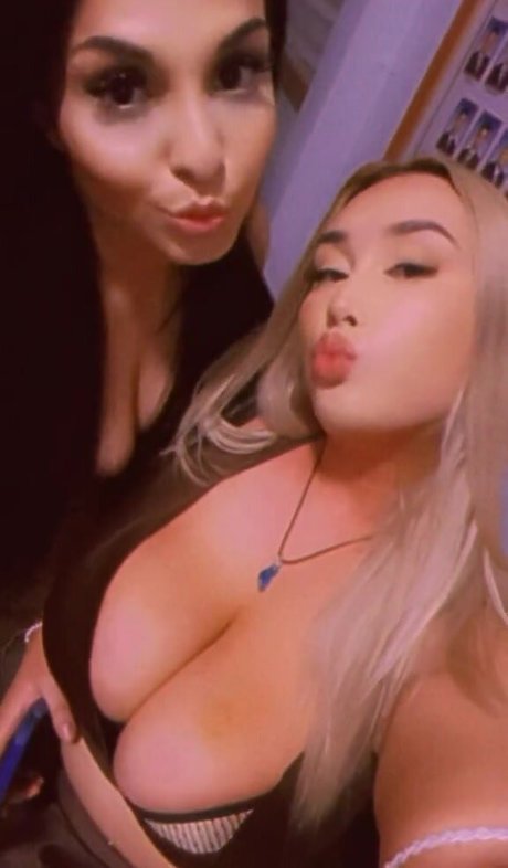 Wiz Chloifa pornstar hot galleries