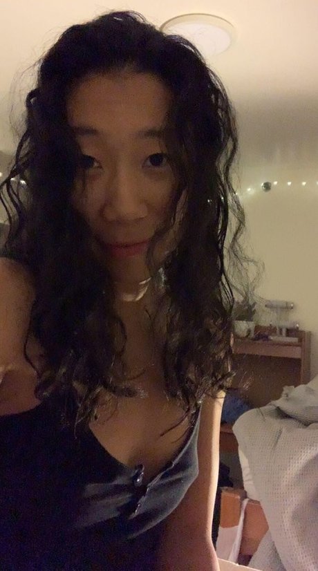 Alison L hot model pictures