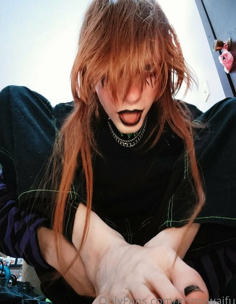 grimywaifu model free pictures