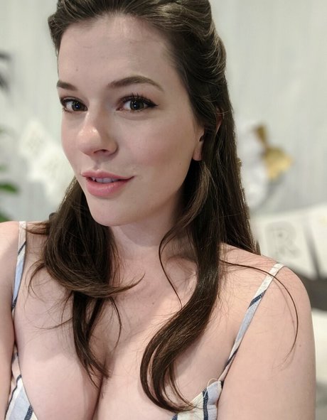 callaq star naked archive