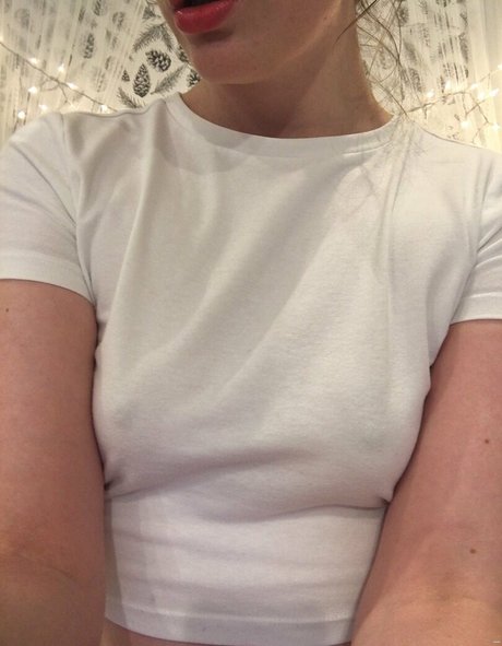 callaq sexy pornstar pictures