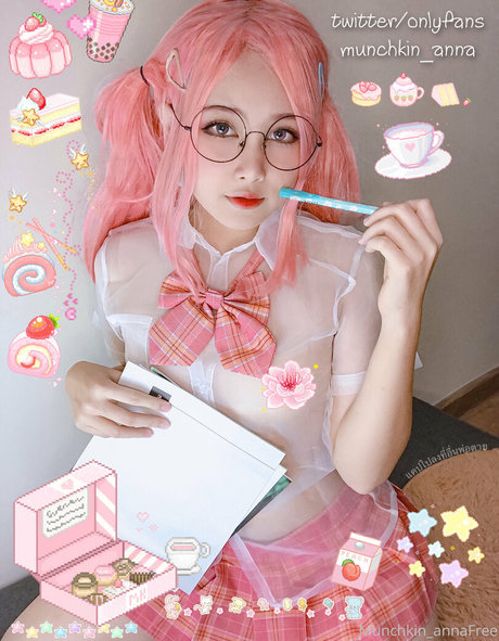 munchkin annafree model perfect photos