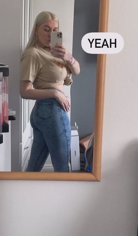 tranny onlyfans nude picture