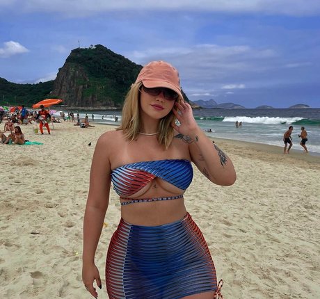 Clara Dfant model free pics