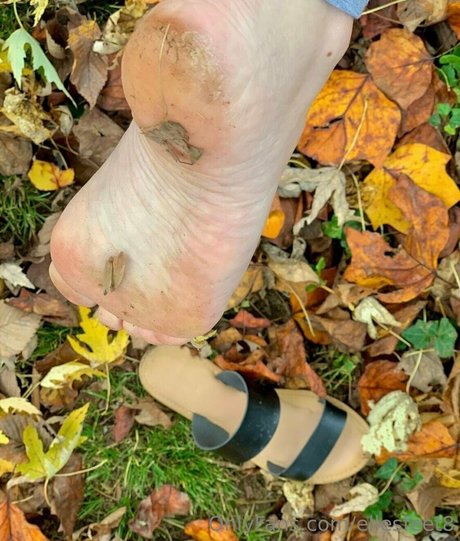 ellesfeet8 model beautiful pic