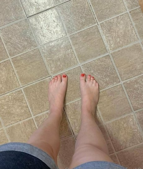 ellesfeet8 star pretty img