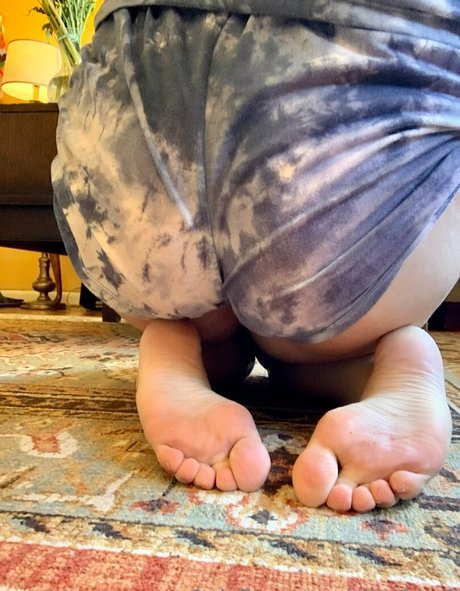 ellesfeet8 pornstar free photo