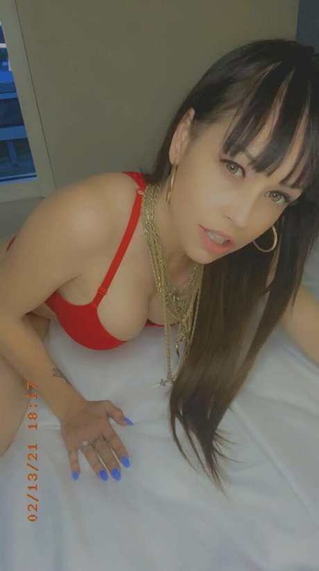 enticingbeauty high quality pornstar pic