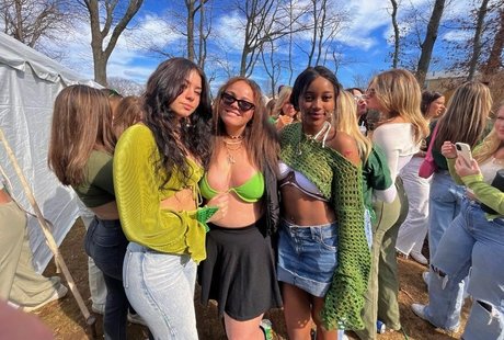 dripping wet pussy onlyfans free pics