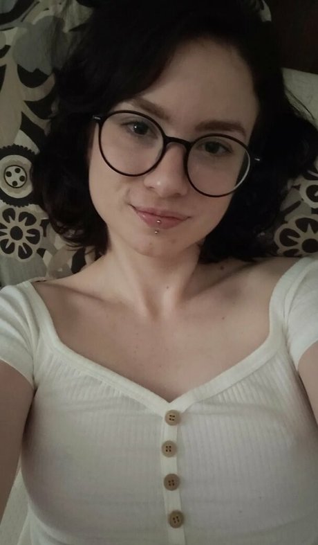 lunarium model nudes photos